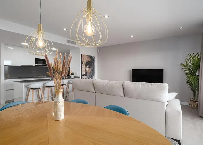 Via Celere 2355 Apartament